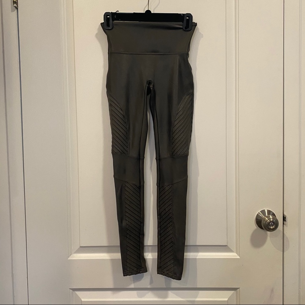 Spanx Faux Leather Moto Leggings in Color Gunmetal - Picture 5 of 6